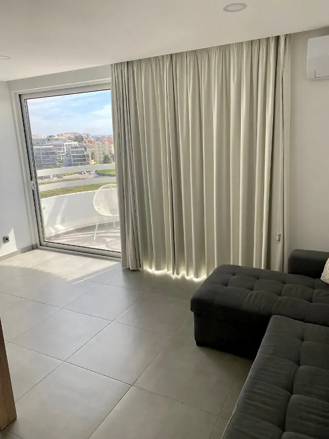 Sunrise Seaview Apartment 8 Floor - Torre Verde 3 Castelos Portimao 0*,  Portugal